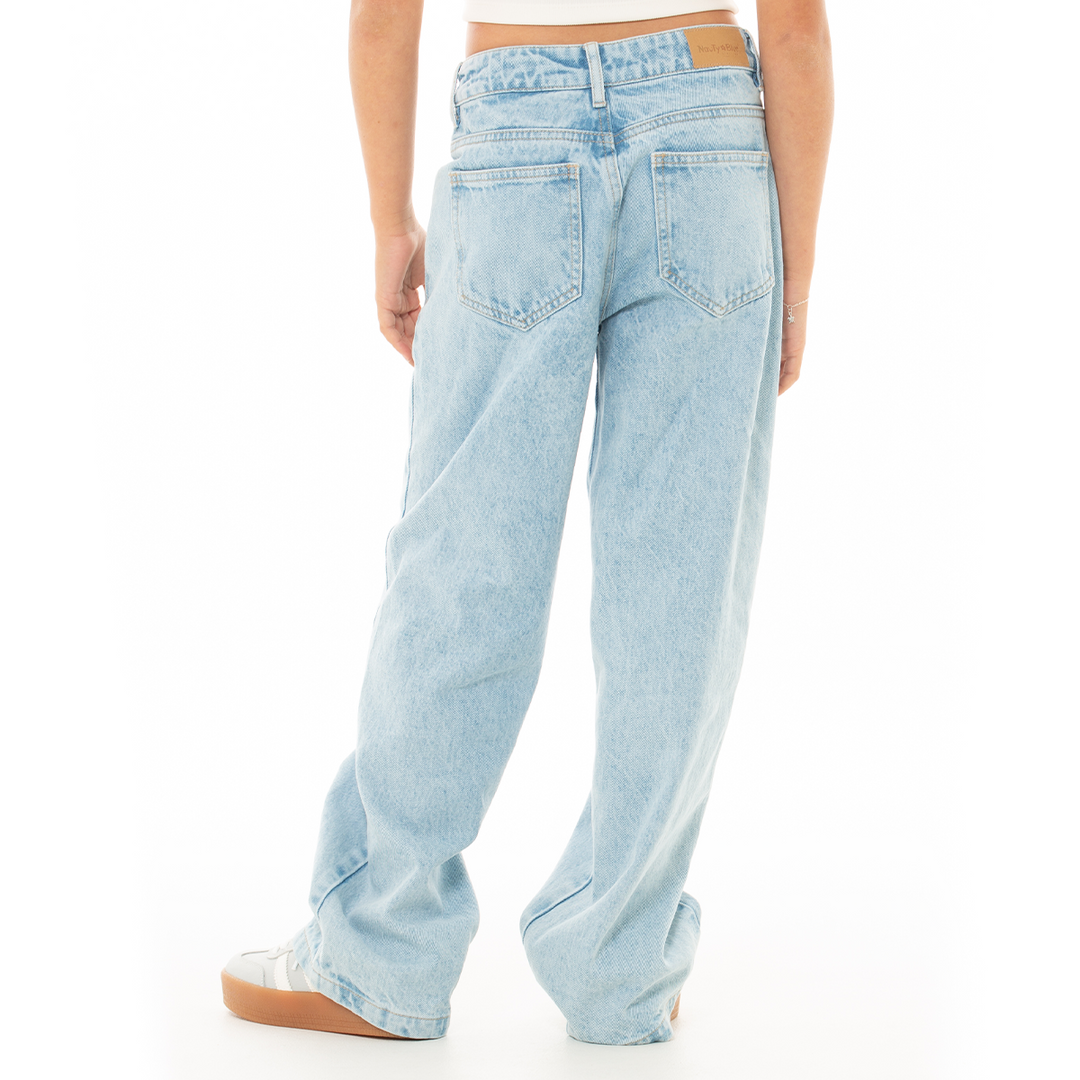 JEAN PARA NIÑAS CON MOÑOS BORDADOS BOTA RECTA