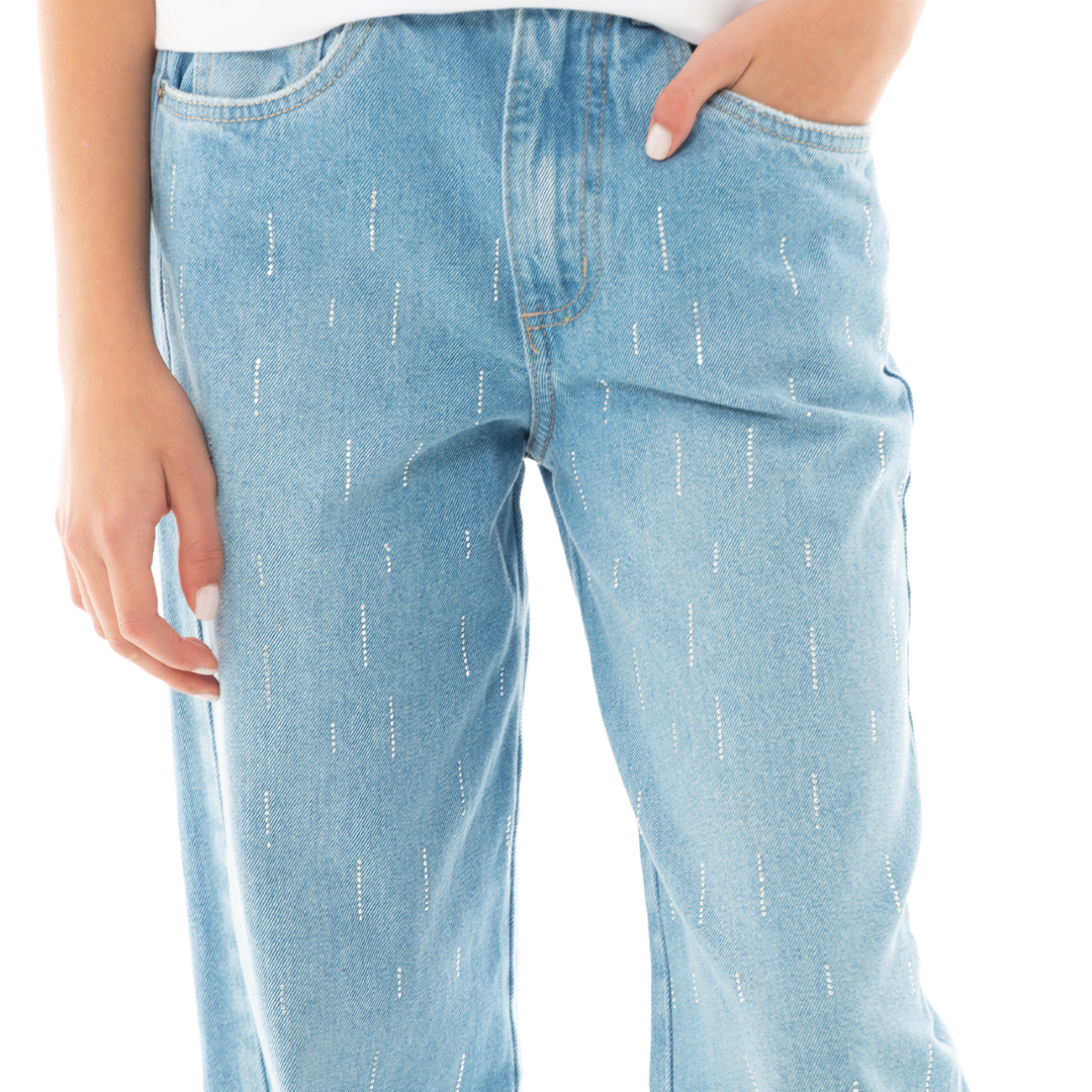 JEAN PARA NIÑAS BOTA RECTA CON DETALLES EN PEDRERIA