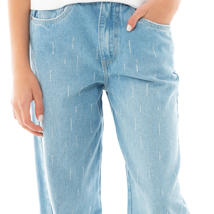 JEAN PARA NIÑAS BOTA RECTA CON DETALLES EN PEDRERIA