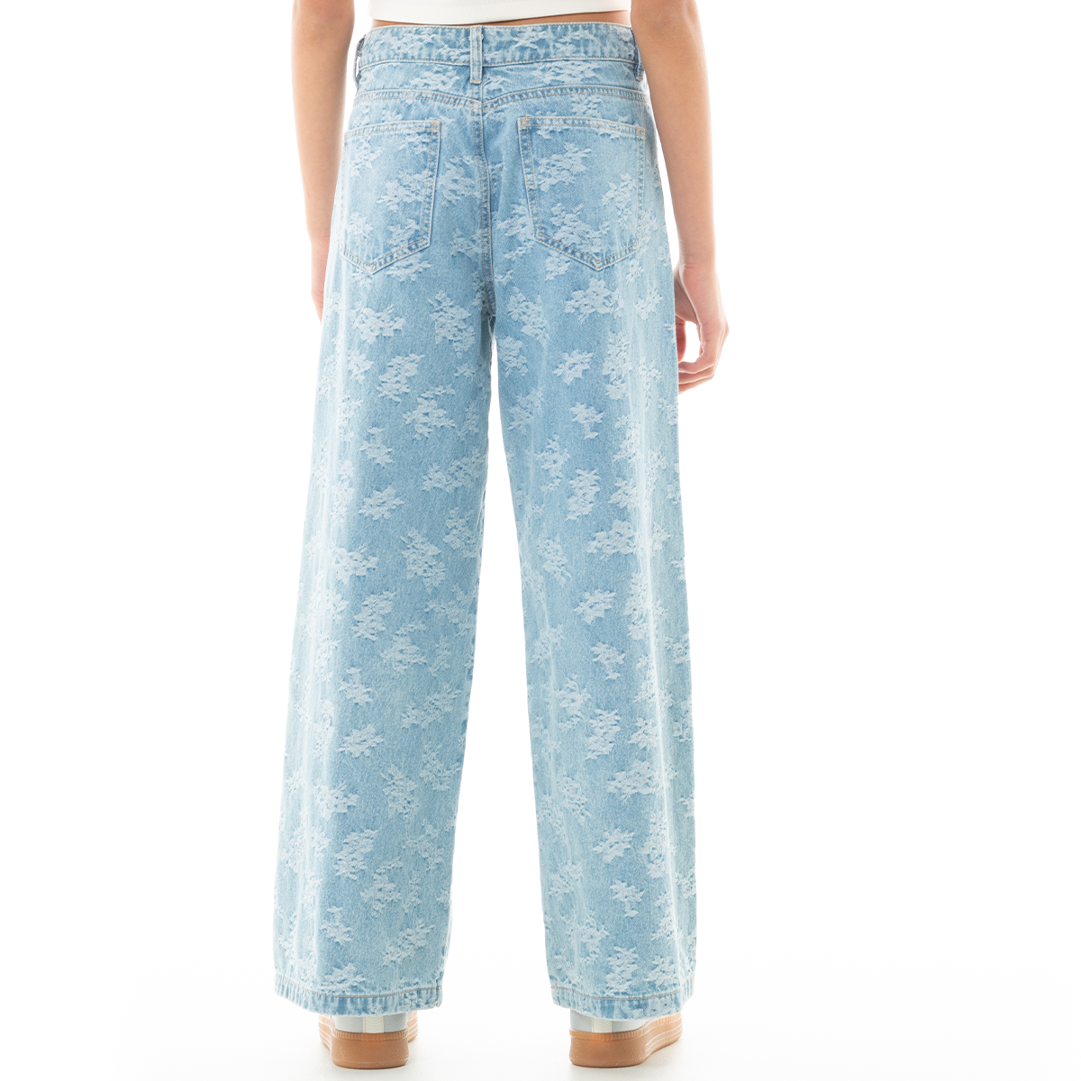 Jean para niñas wide leg en denim claro jacquard floral