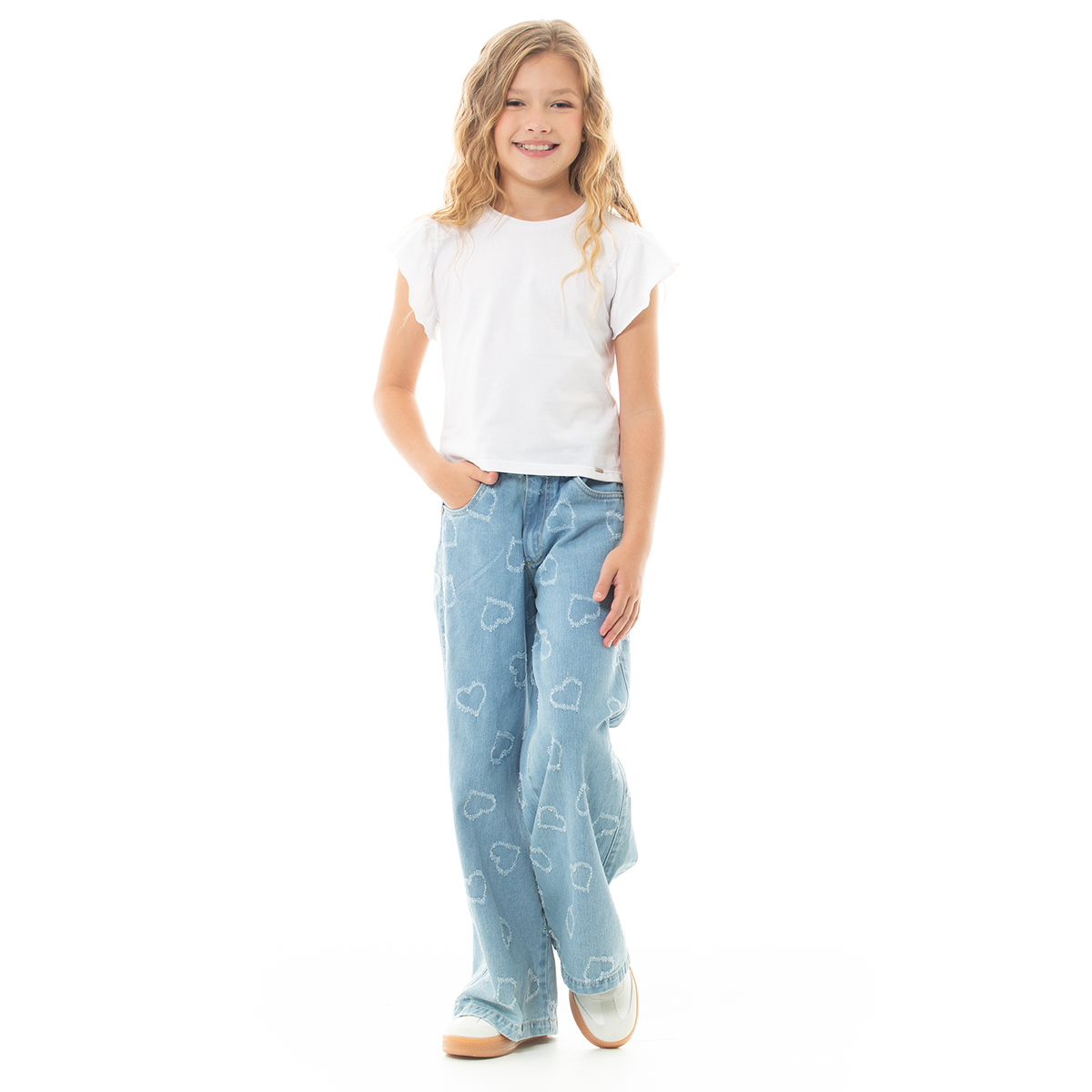 JEAN PARA NIÑAS CON DISEÑO DE CORAZONES EN LASER