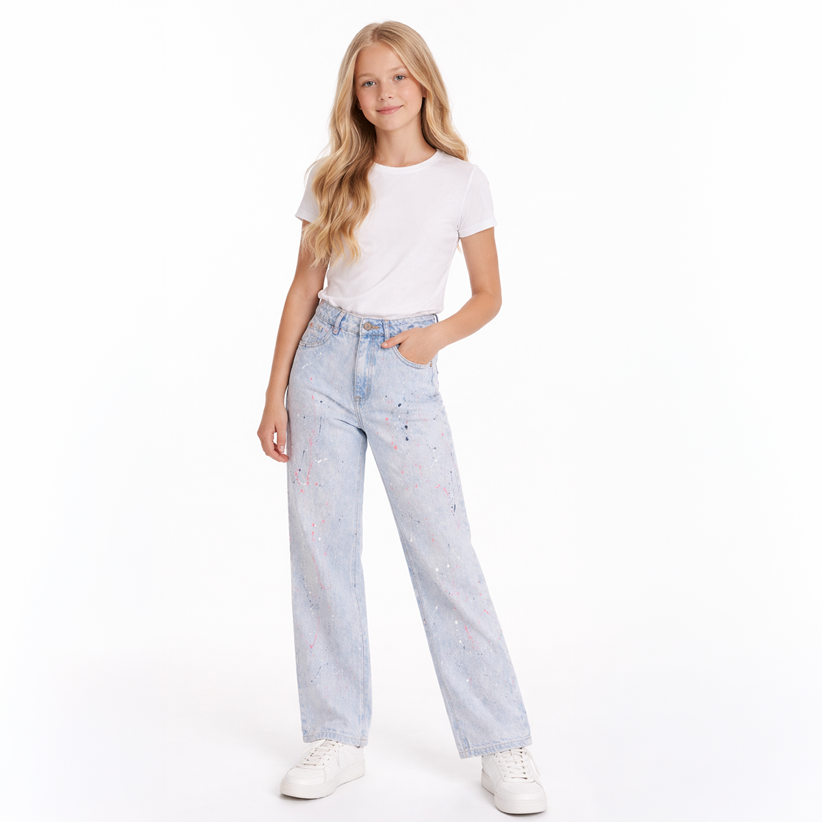 Jean para niñas con detalles en pintura