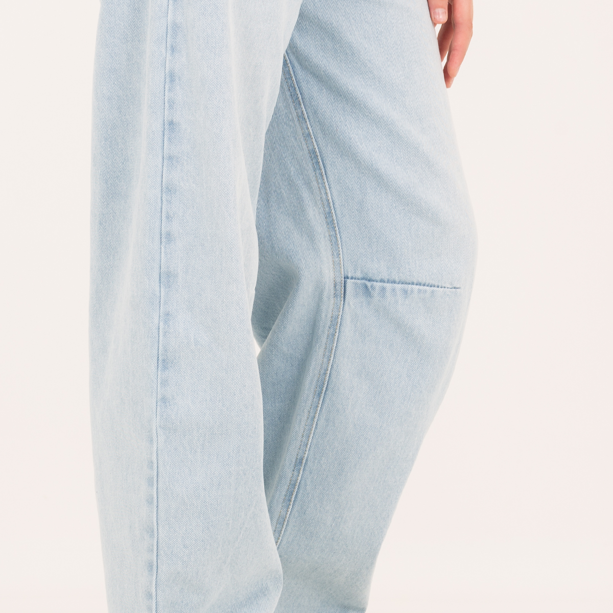 Jean para niñas bota recta de acabado mezclilla