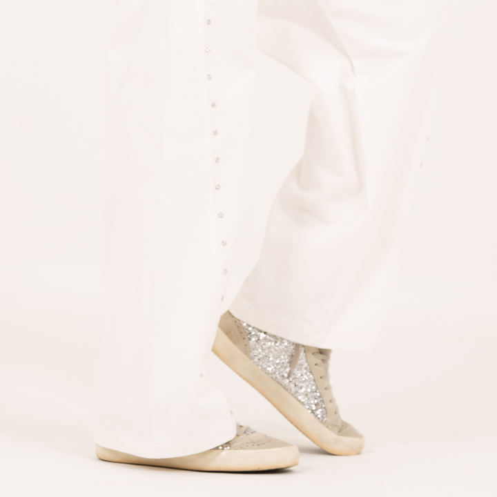 JEAN PARA NIÑAS CON APLIQUE DE ESTRELLAS