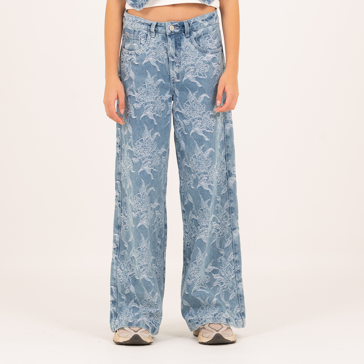 Jean para niñas en denim con diseño texturizado jacquard
