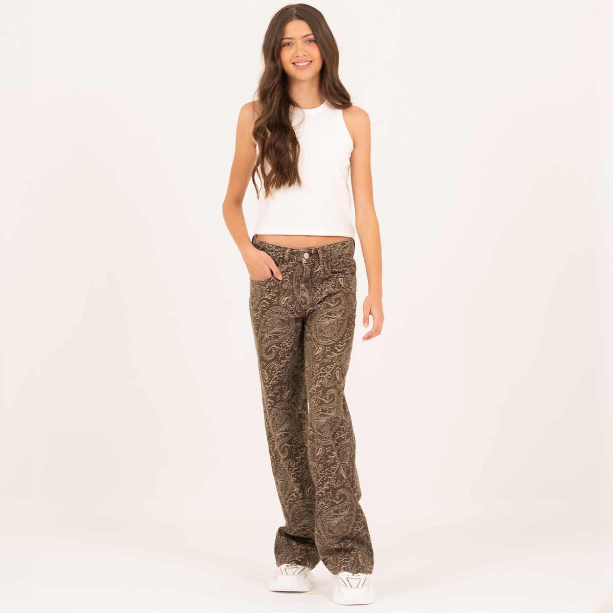 Jean para niñas con estampado tipo paisley