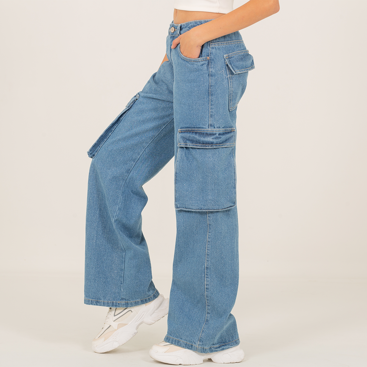 Jean cargo para niñas con diseño en glitter