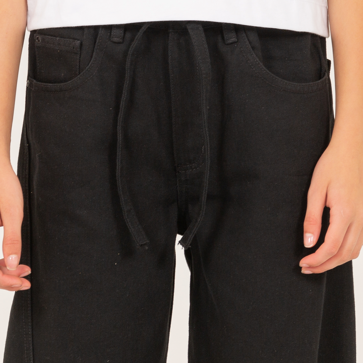 JEAN PARA NIÑAS BOTA RECTA CON CINTURÓN DE AMARRAR