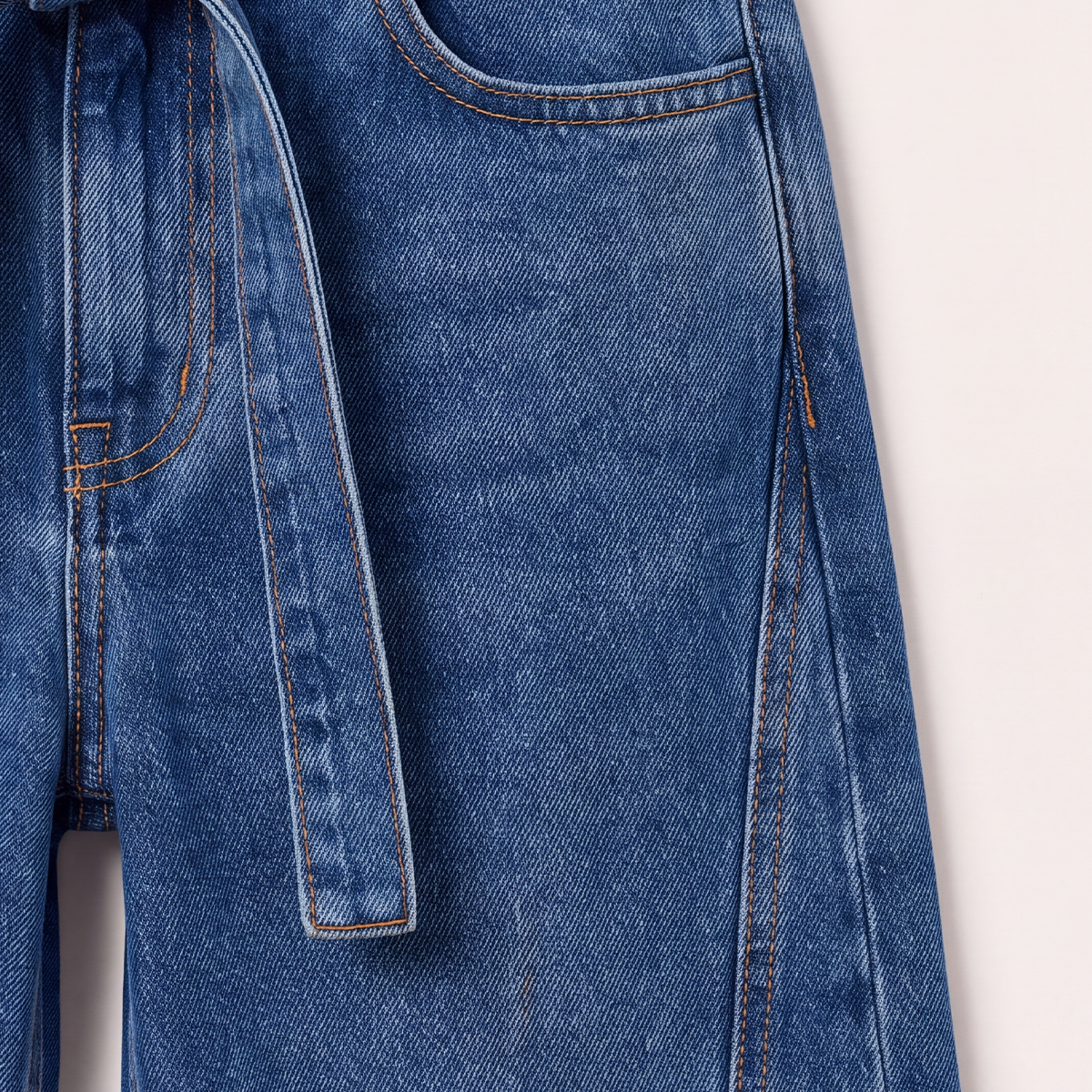 Jean para niñas bota recta con cinturón en denim - Azul
