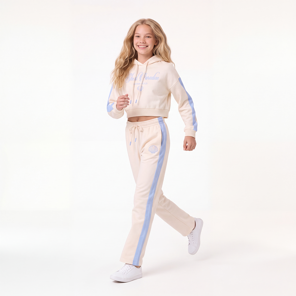Jogger para niñas con diseño de concha marina bordada – Off white