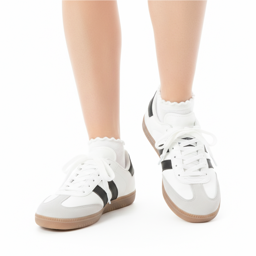 TENIS PARA NIÑAS COLOR BLANCO CON NEGRO