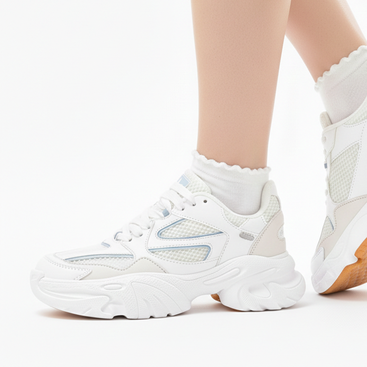 Tenis para niñas blancos con plataforma