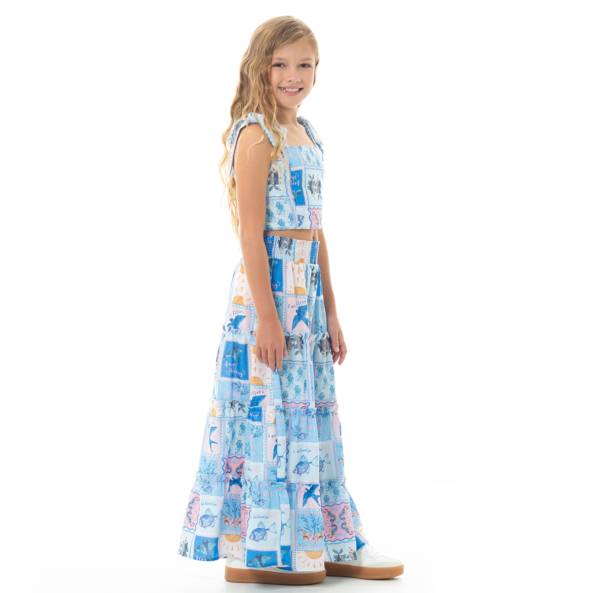 CONJUNTO PARA NIÑAS CROP TOP Y FALDA LARGA CON DISEÑO MARINO