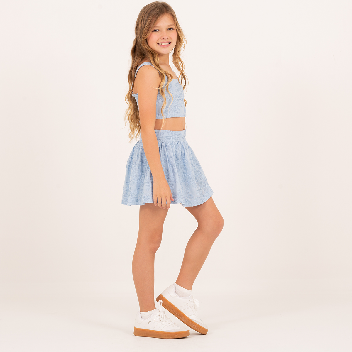 Conjunto para niñas crop top y falda short - Azul claro