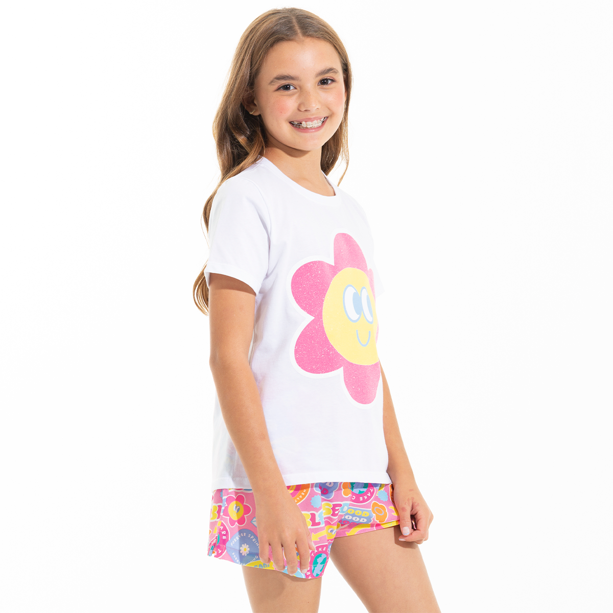 PIJAMA PARA NIÑAS DE SHORT CON DISEÑO DE EMOJIS