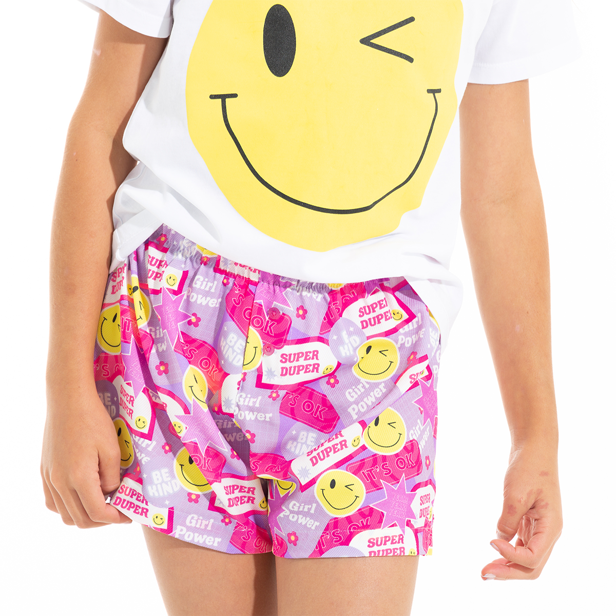 PIJAMA PARA NIÑAS DE SHORT CON DISEÑO DE CARITA