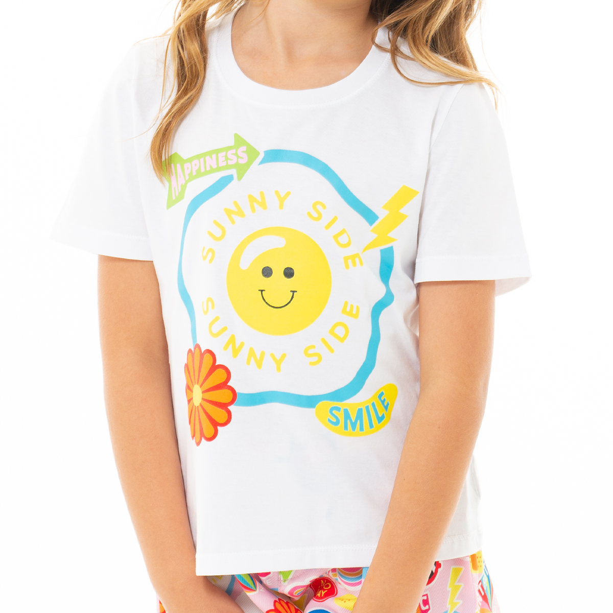 PIJAMA PARA NIÑAS DE SHORT CON DISEÑO DE EMOJIS