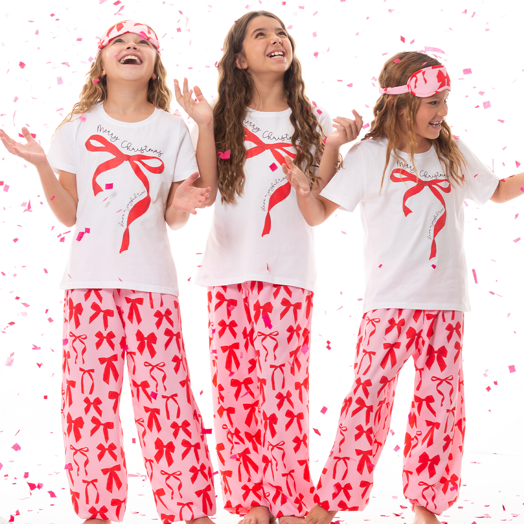 PIJAMA PARA NIÑAS DE PANTALON CON DISEÑO NAVIDEÑO