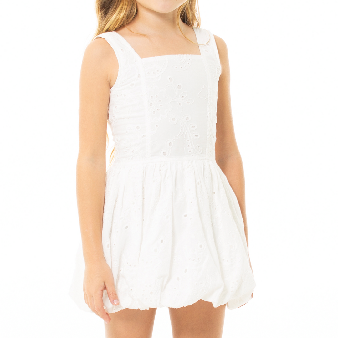 VESTIDO PARA NIÑAS EN OJALILLO CORTO