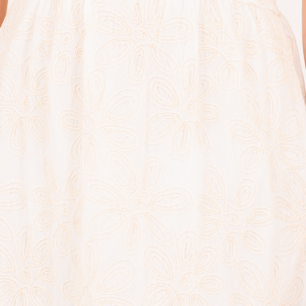 Vestido para niñas maxi bordado tono a tono – Marfil