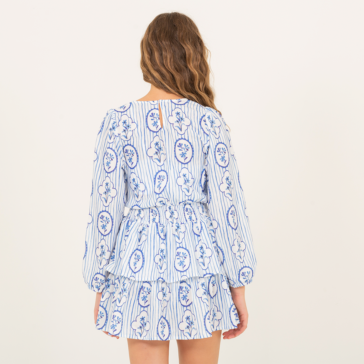 Vestido para niñas con diseño estampado manga larga
