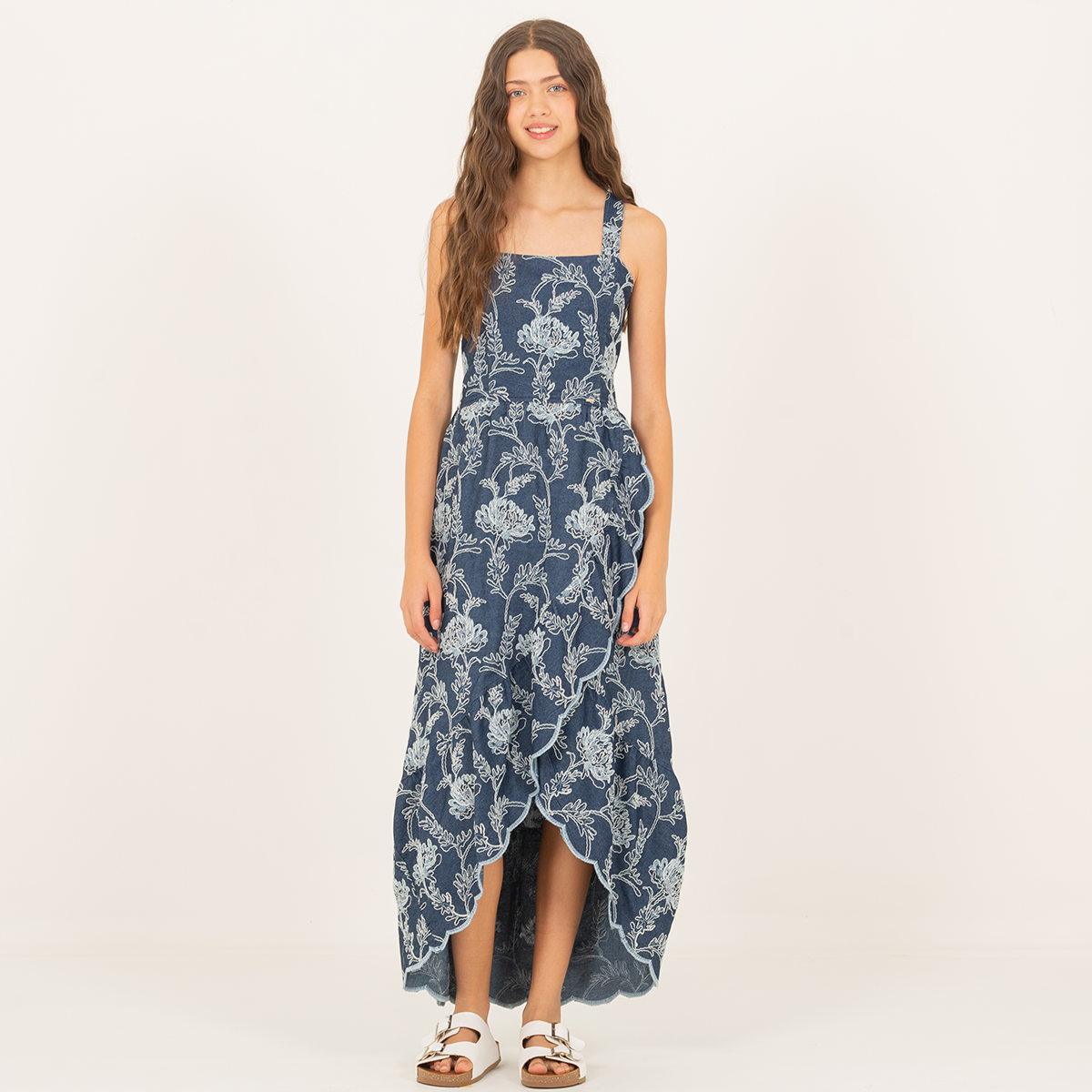 Vestido para niñas largo con diseño bordado floral - Azul