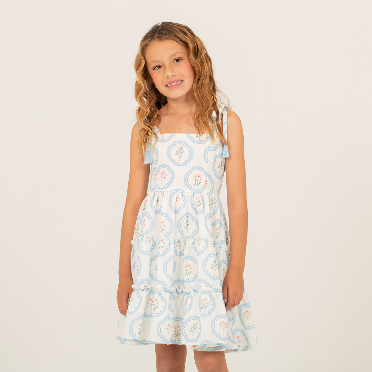 Vestido para niñas con diseño estampado floral