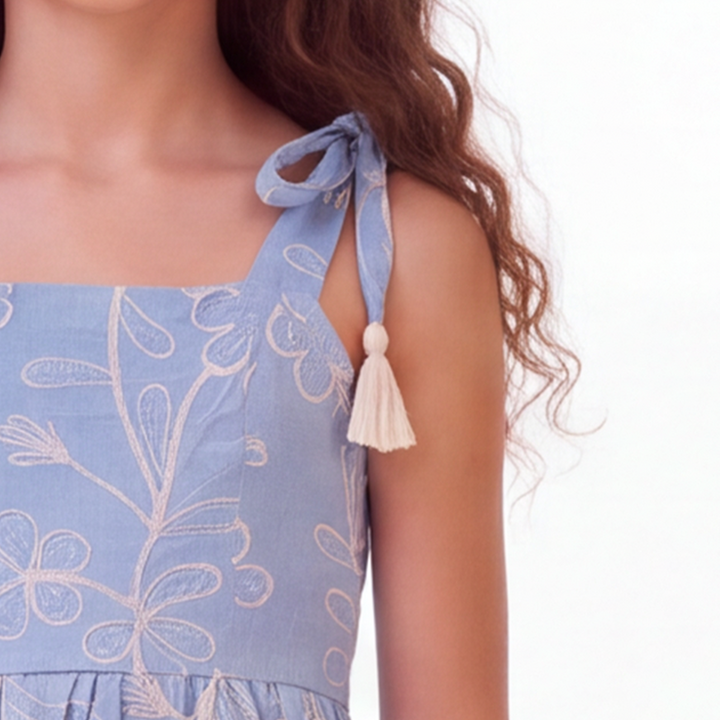 Vestido para niñas con diseño bordado floral - Azul
