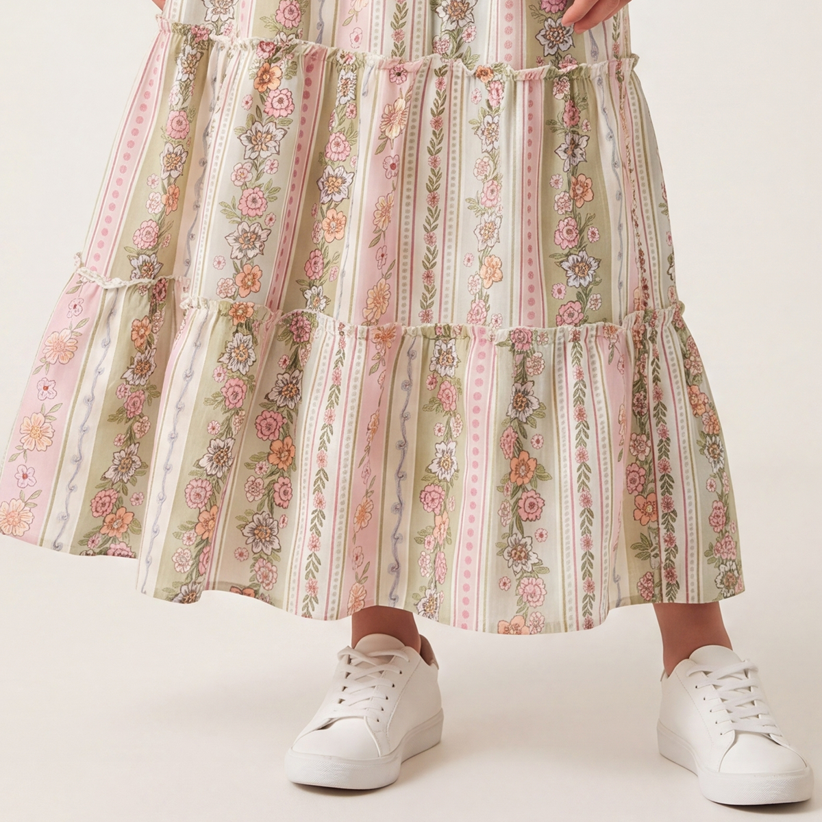 Vestido para niñas largo con diseño estampado floral