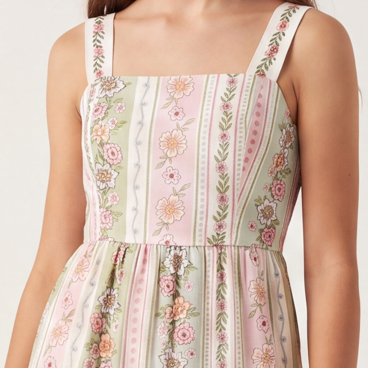 Vestido para niñas largo con diseño estampado floral