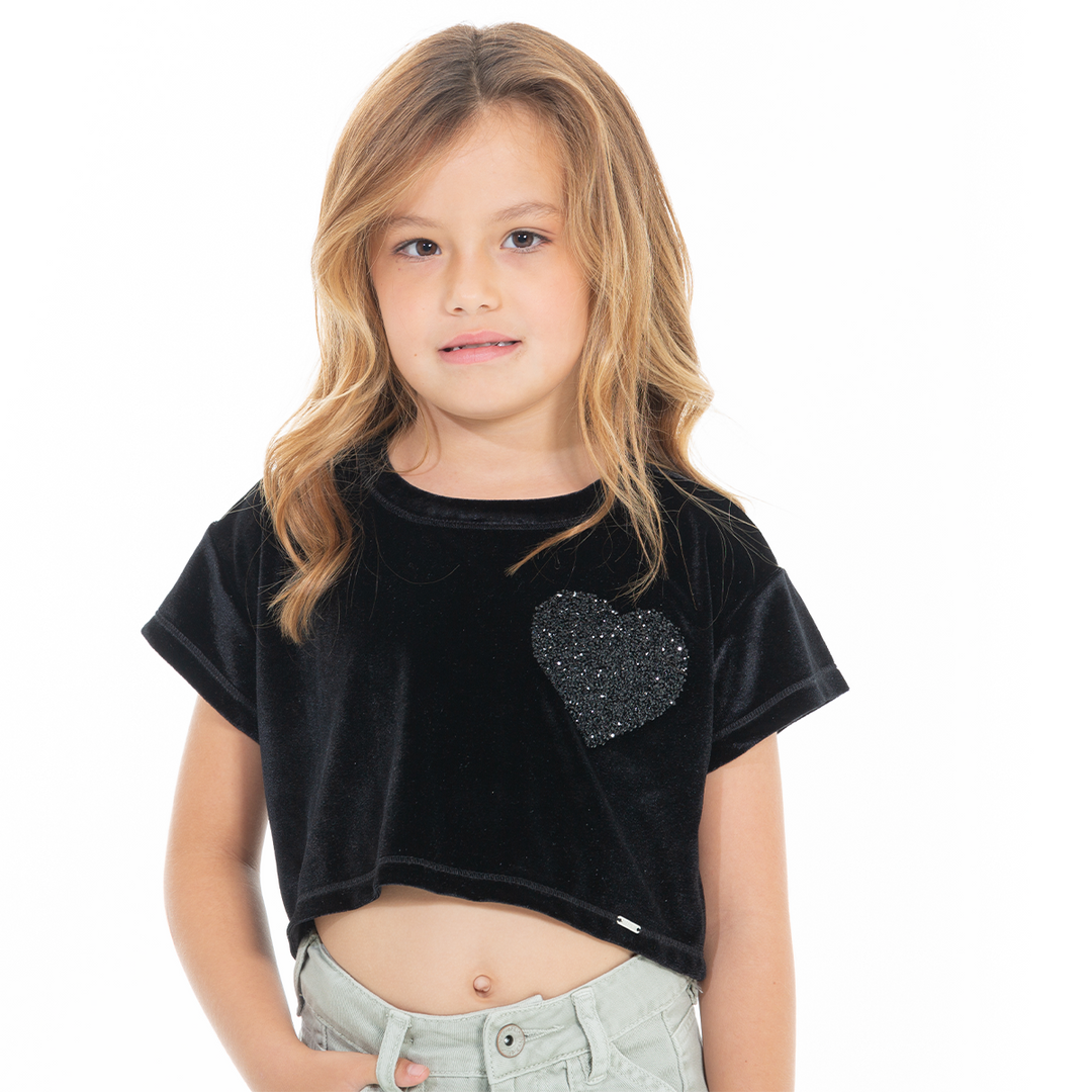 CAMISETA PARA NIÑAS CORTA CON APLIQUE