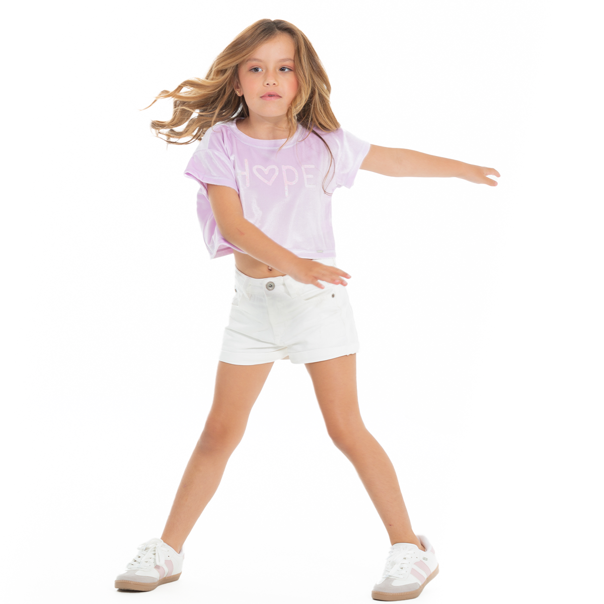 CAMISETA PARA NIÑAS CORTA CON APLIQUES DE LENTEJUELAS