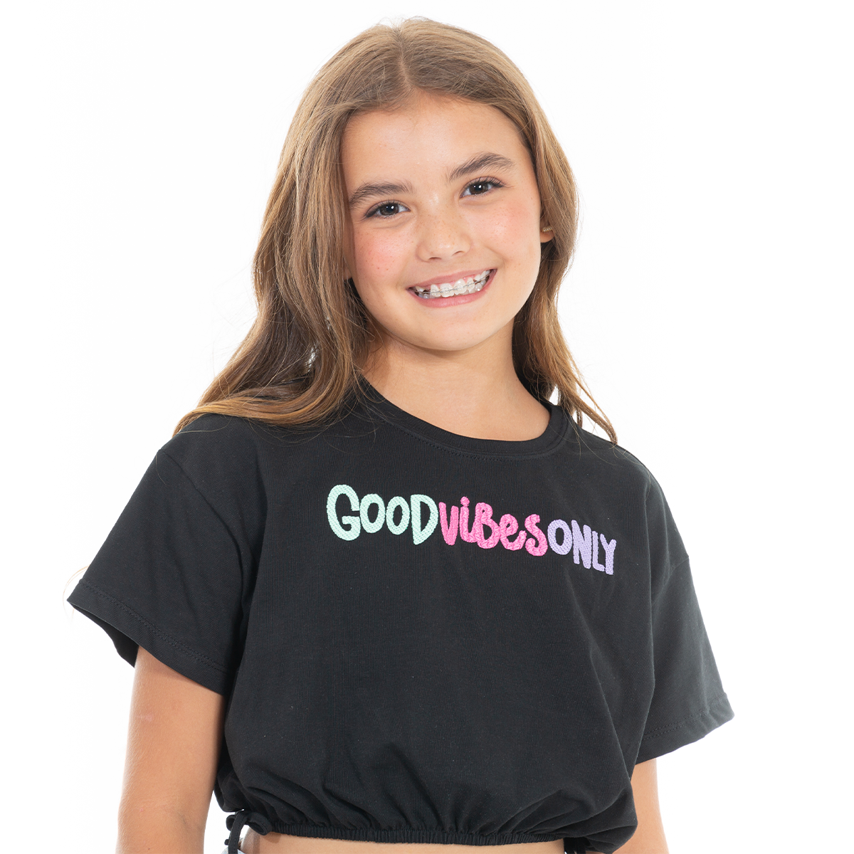 CAMISETA PARA NIÑAS CORTA BORDADA