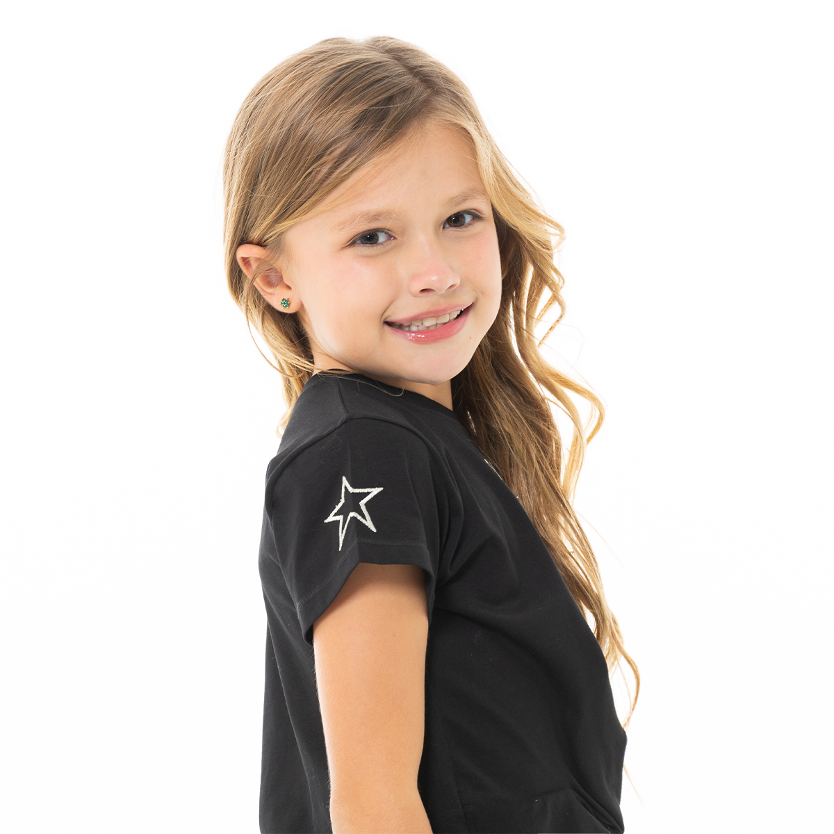 CAMISETA PARA NIÑAS CON DISEÑO BORDADO