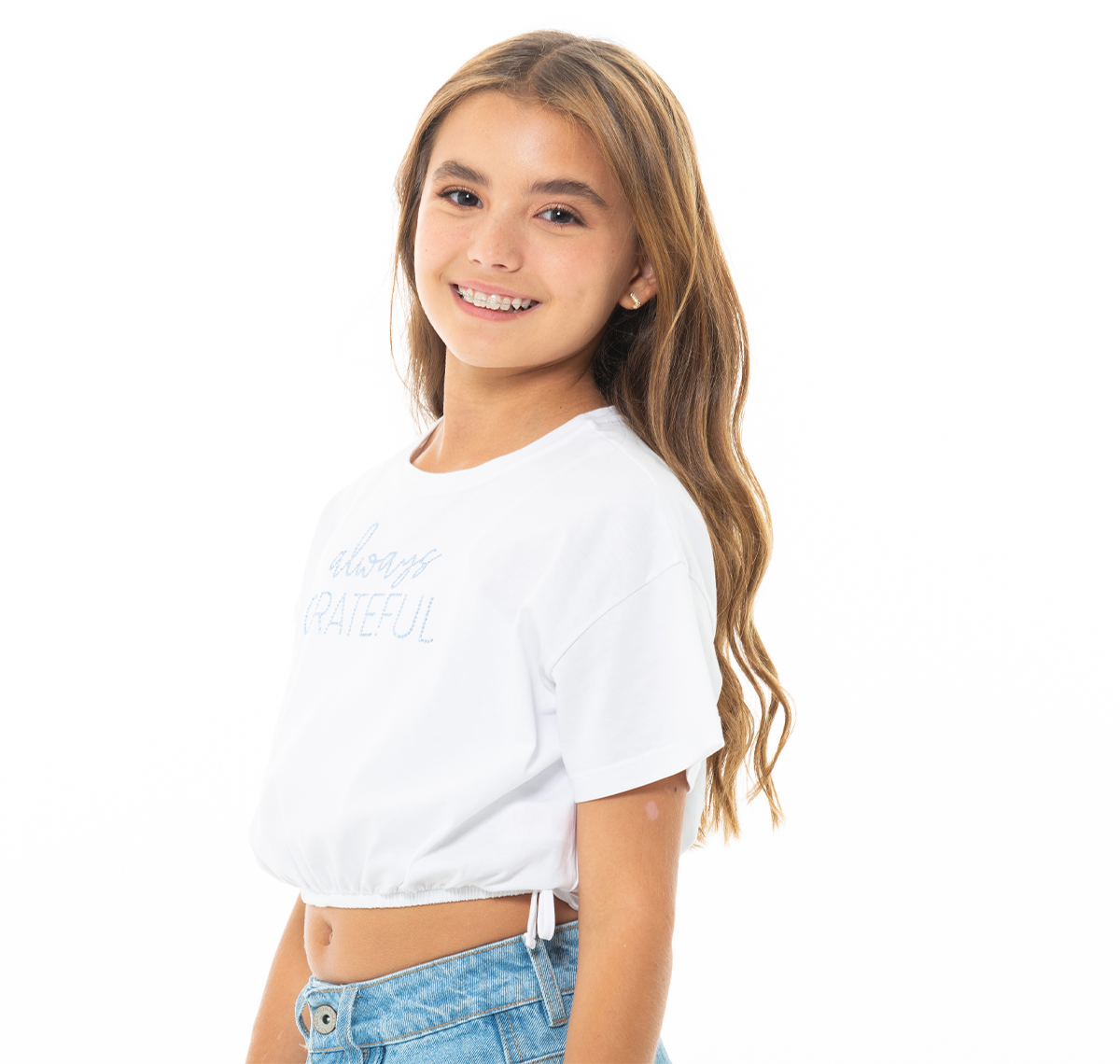 CAMISETA PARA NIÑAS CORTA CON APLIQUES