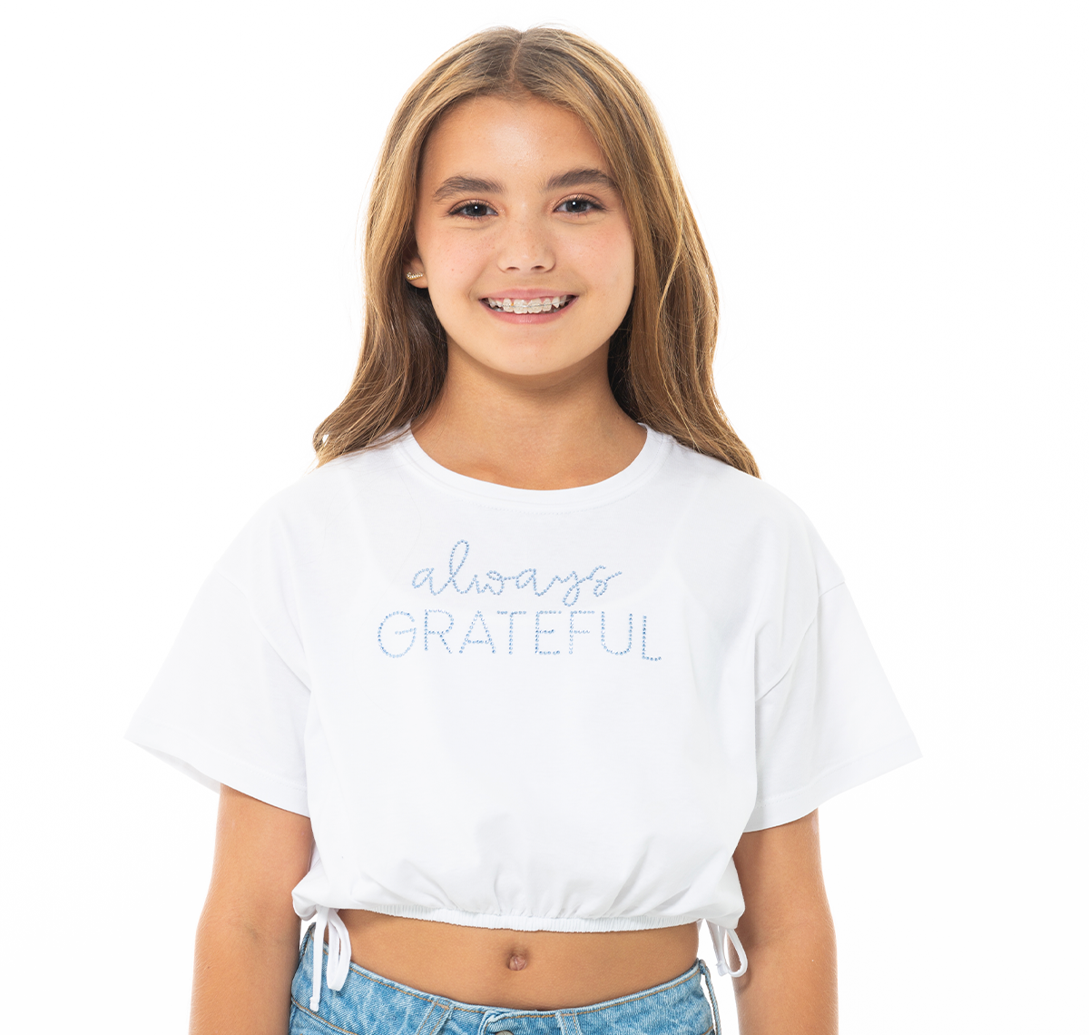 CAMISETA PARA NIÑAS CORTA CON APLIQUES