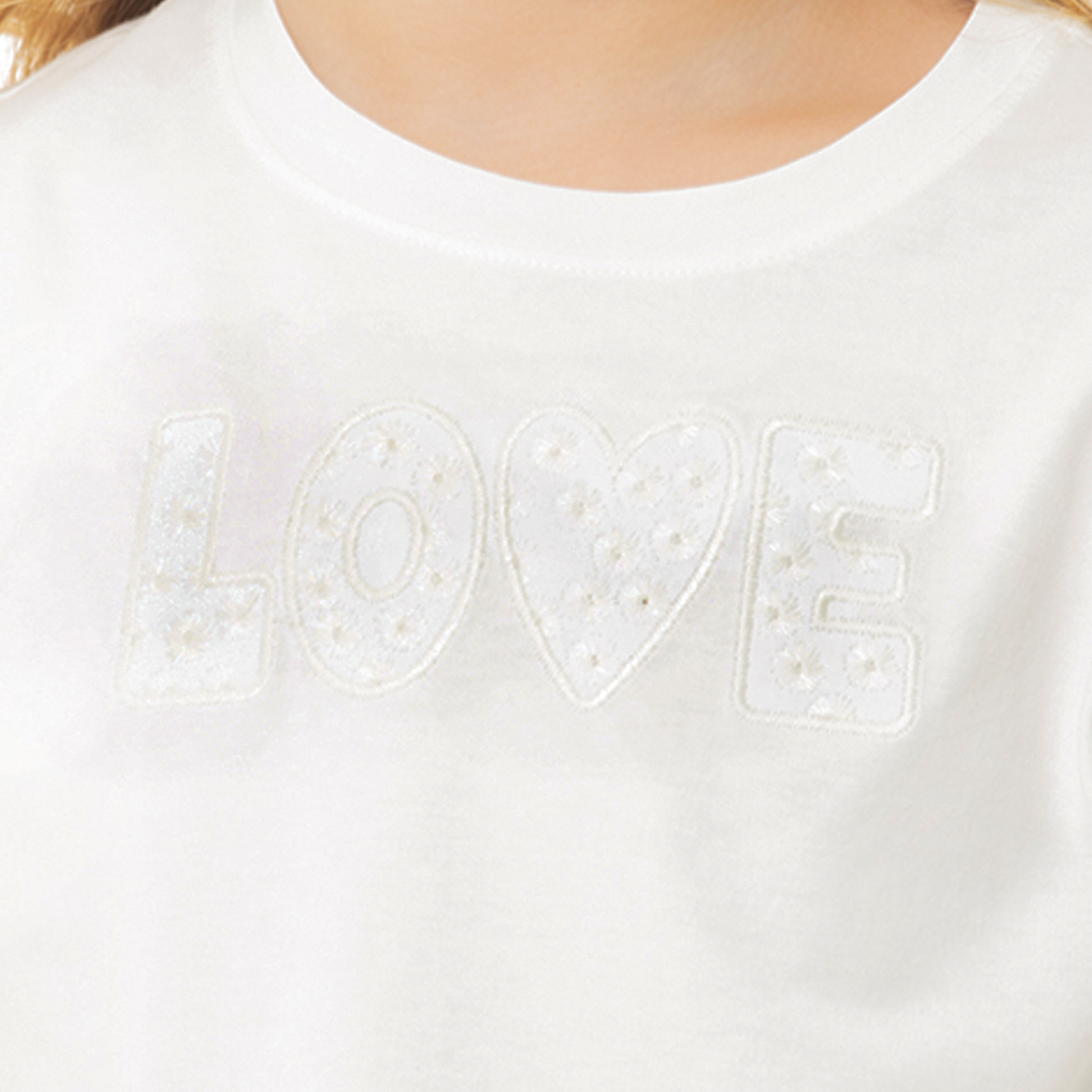CAMISETA PARA NIÑAS CORTA CON DISEÑO BORDADO