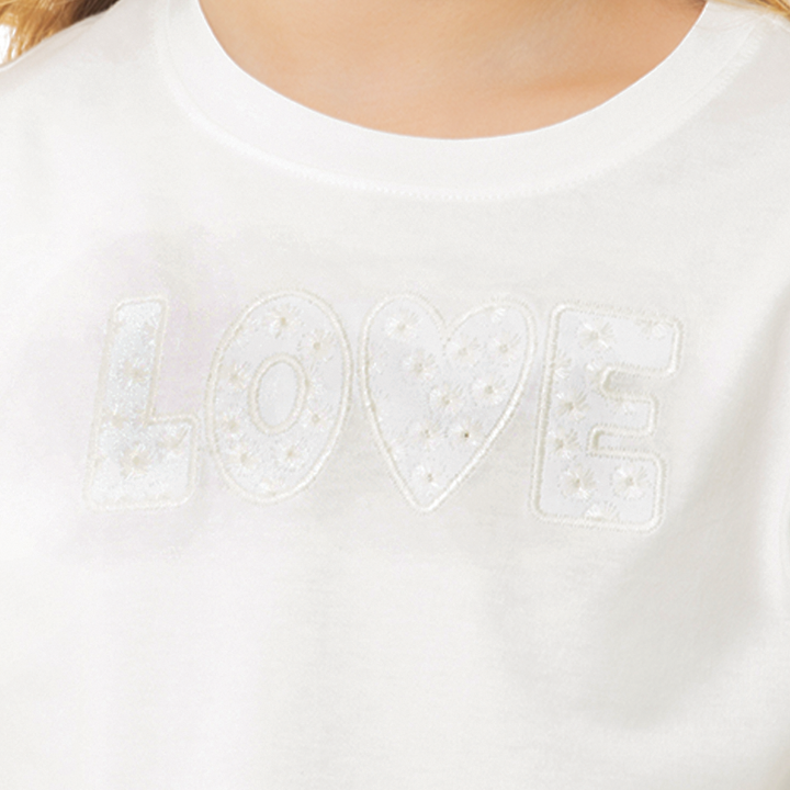 CAMISETA PARA NIÑAS CORTA CON DISEÑO BORDADO