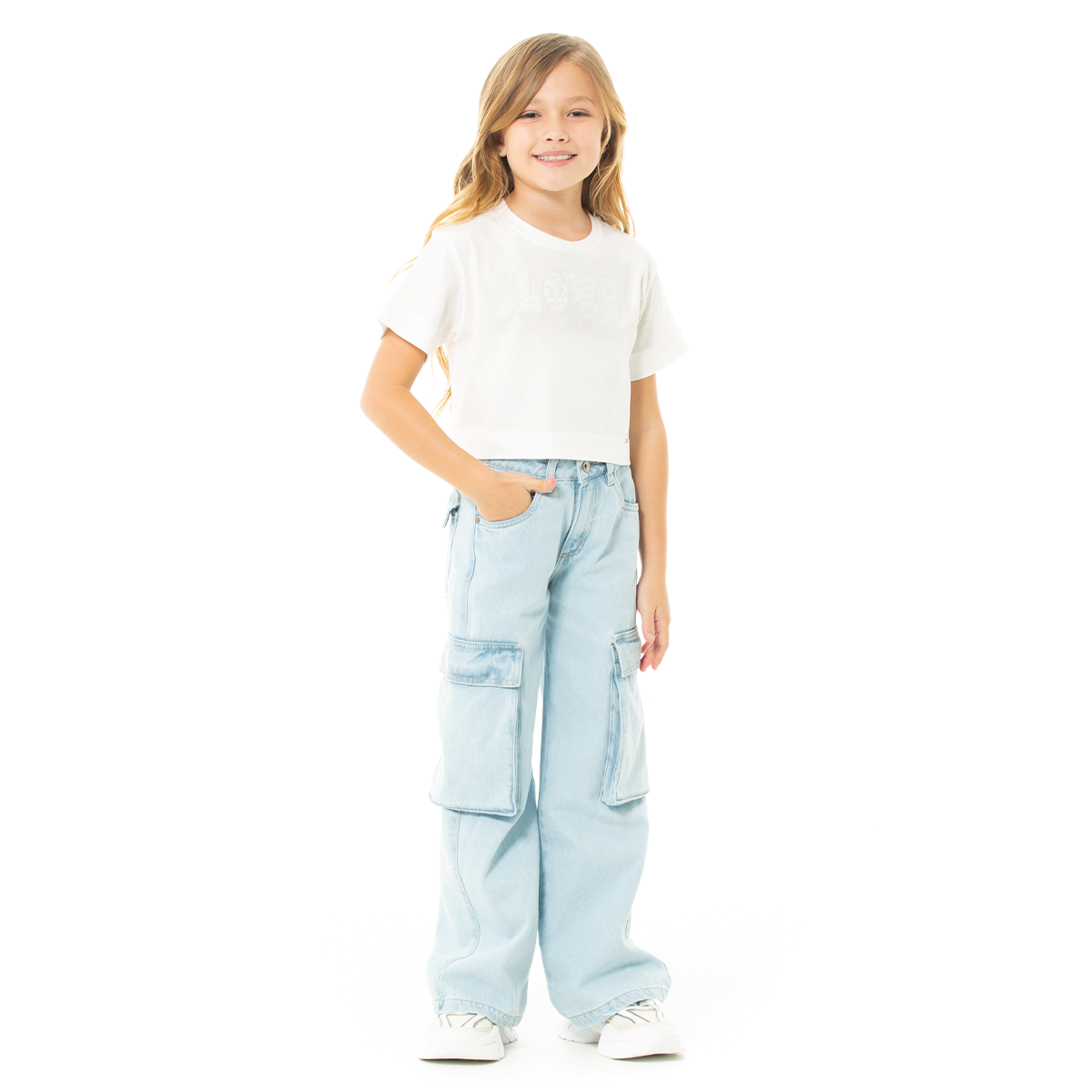 CAMISETA PARA NIÑAS CORTA CON DISEÑO BORDADO
