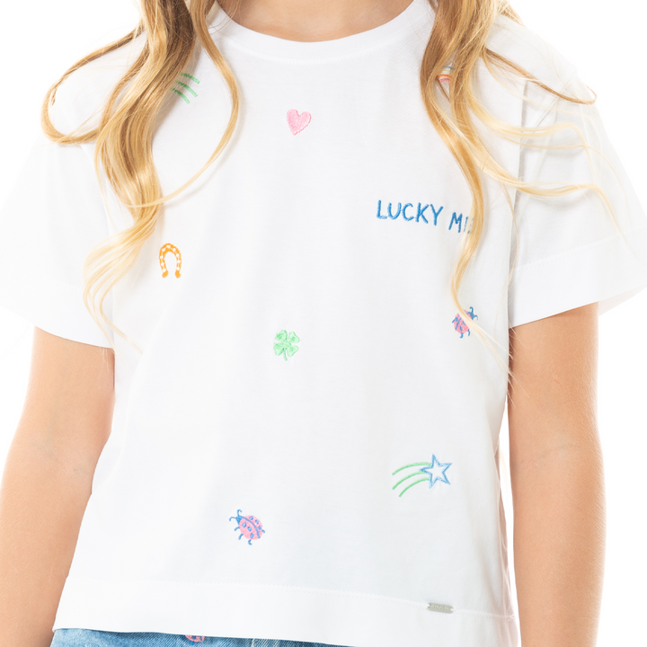 CAMISETA PARA NIÑAS CON DISEÑOS BORDADOS
