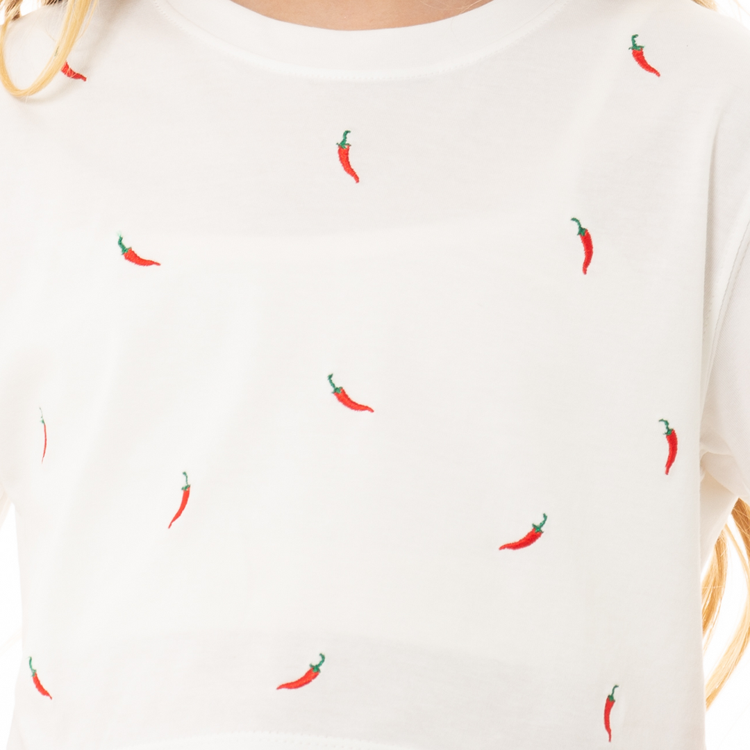 CAMISETA PARA NIÑAS CORTA CON CHILES BORDADOS