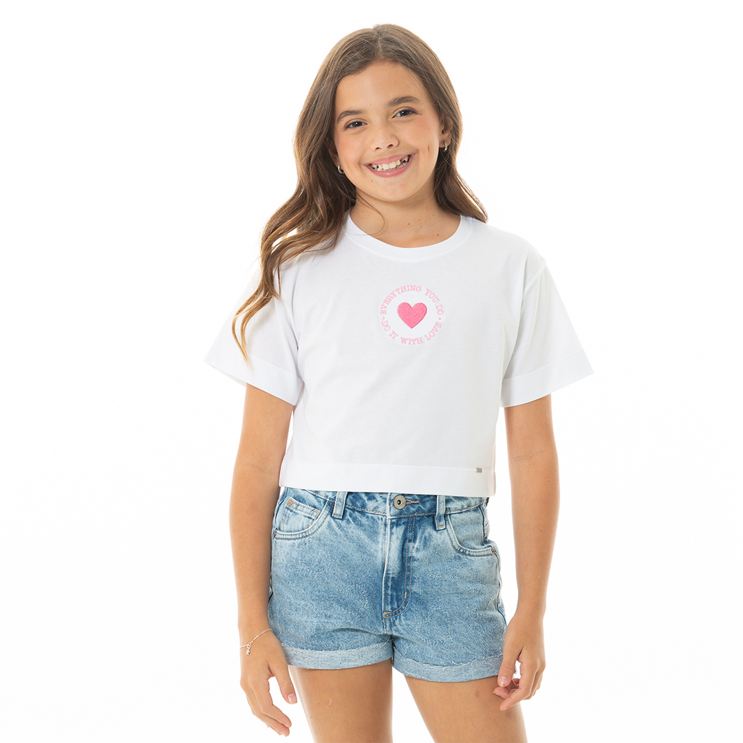 Camiseta Crop para Niña con Bordado de Corazón – Blanca