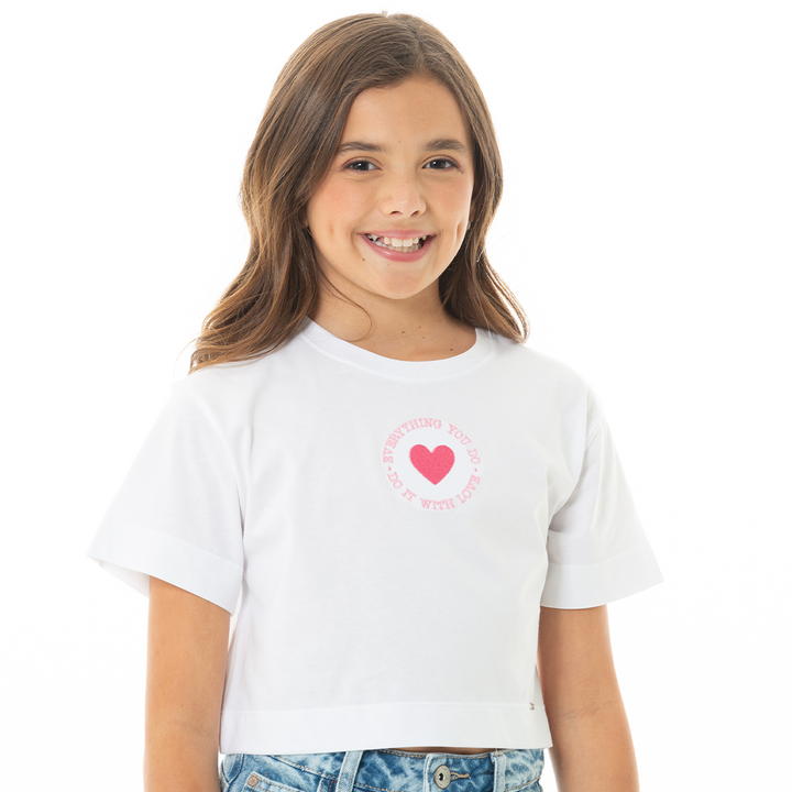 Camiseta Crop para Niña con Bordado de Corazón – Blanca