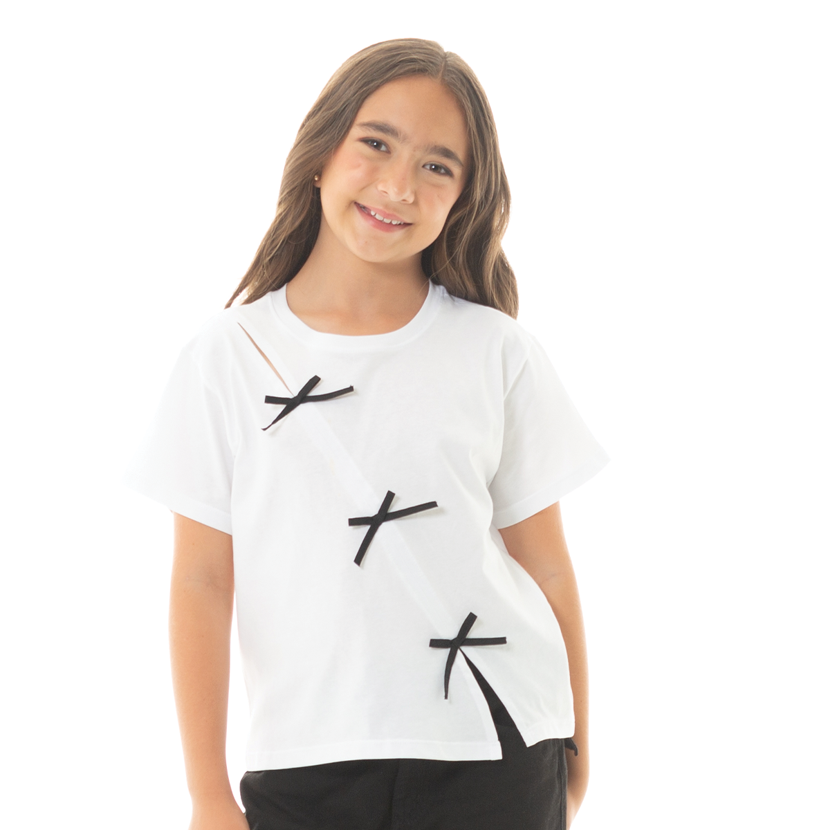CAMISETA PARA NIÑAS CON LAZOS DECORATIVOS
