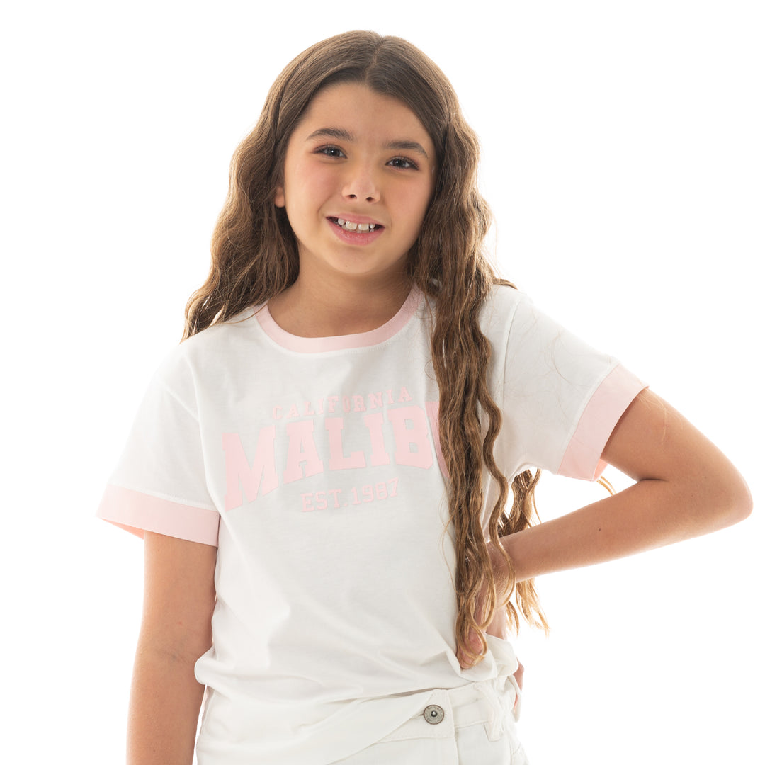 CAMISETA PARA NIÑAS CON DISEÑO ESTAMPADO - MALIBU
