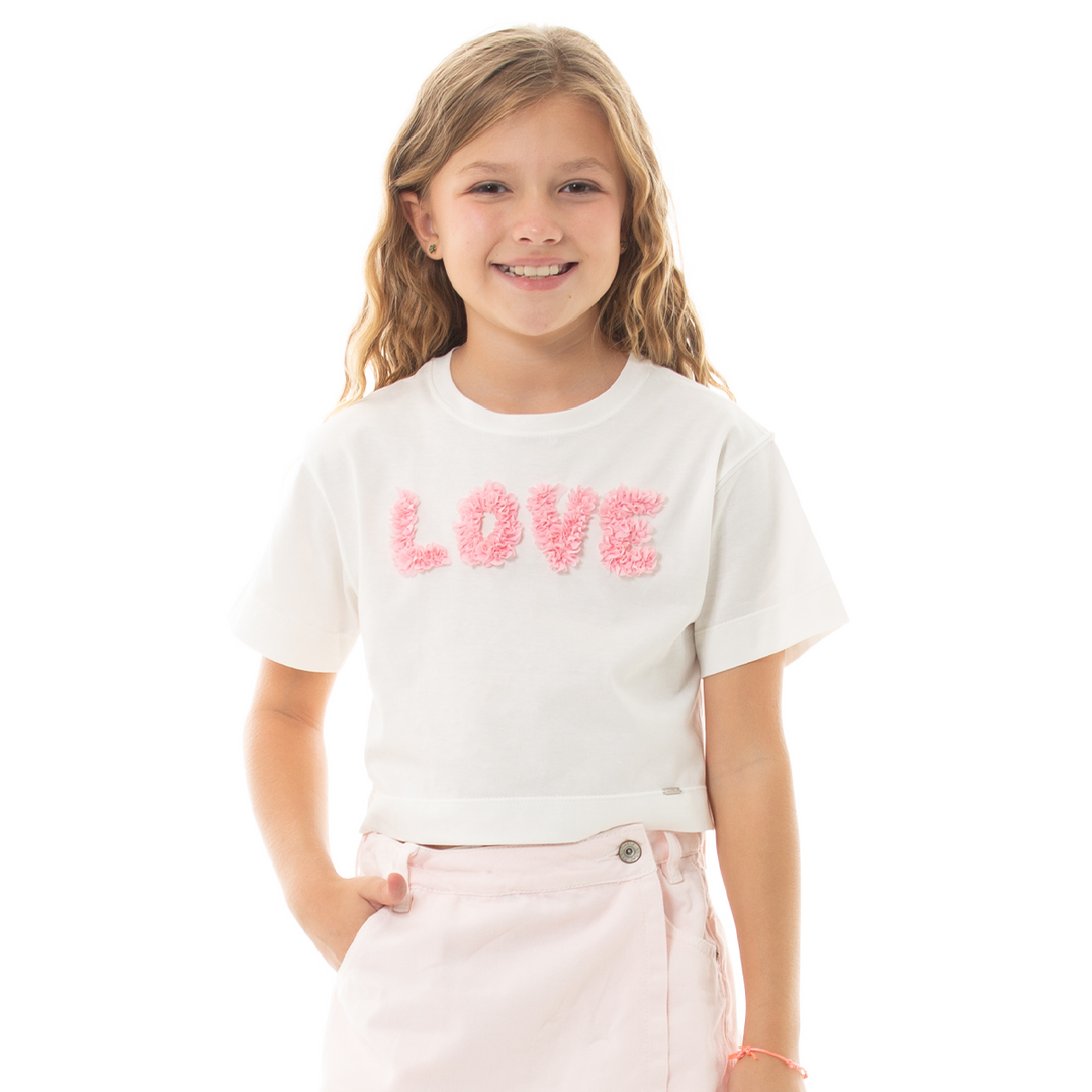 CAMISETA TIPO CROP PARA NIÑA CON APLIQUE - LOVE