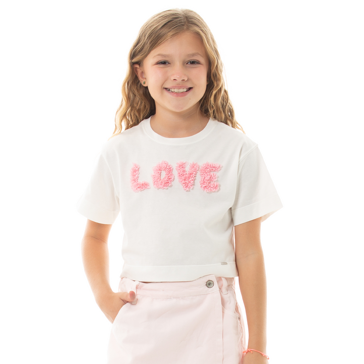 CAMISETA TIPO CROP PARA NIÑA CON APLIQUE - LOVE