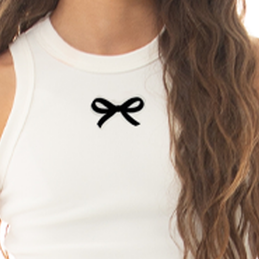 CROP TOP PARA NIÑAS CON APLIQUE DE LAZO AZUL OSCURO