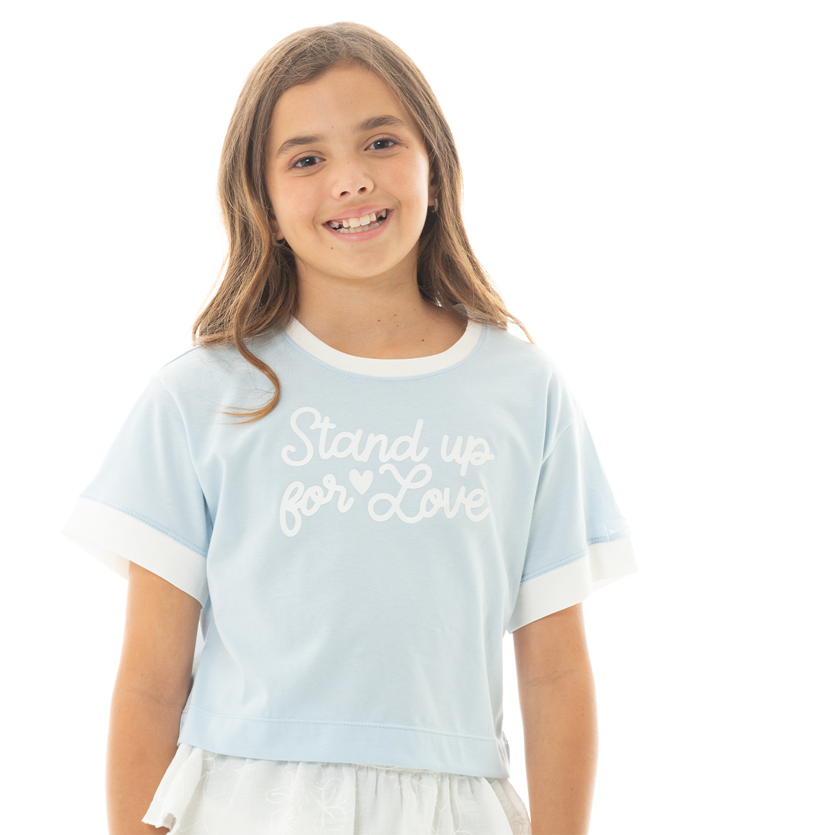 CAMISETA CROP PARA NIÑAS CON DISEÑO ESTAMPADO