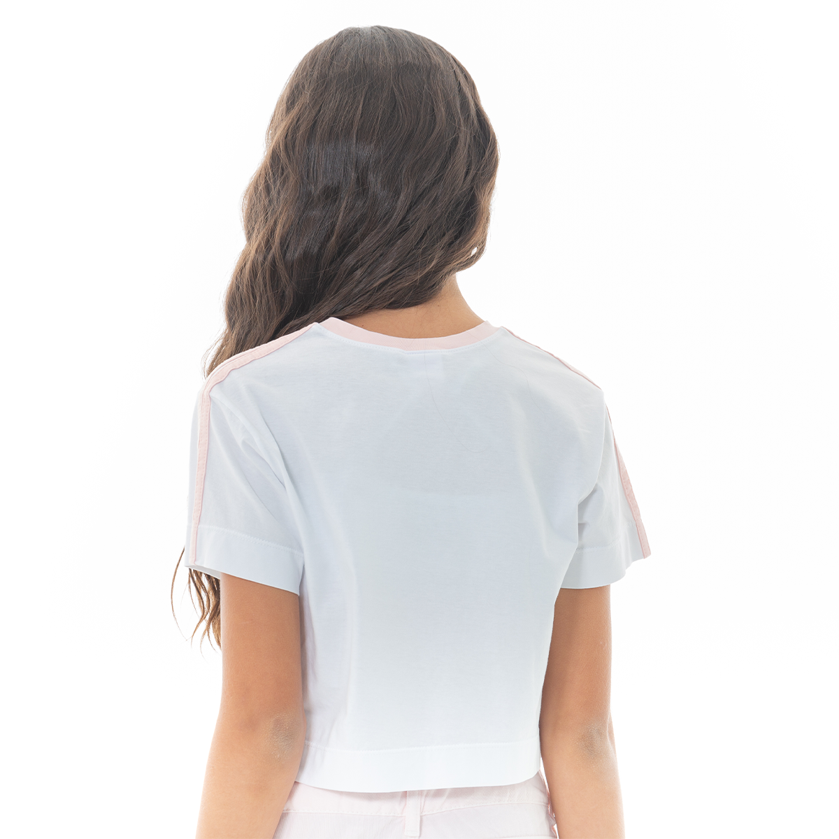 Camiseta para niñas en algodón con diseño “pretty heart” bordado
